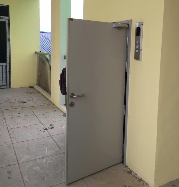 Thi công lắp đặt cửa chống cháy chuyên nghiệp, nhanh chóng tại Quận 7 - HCM