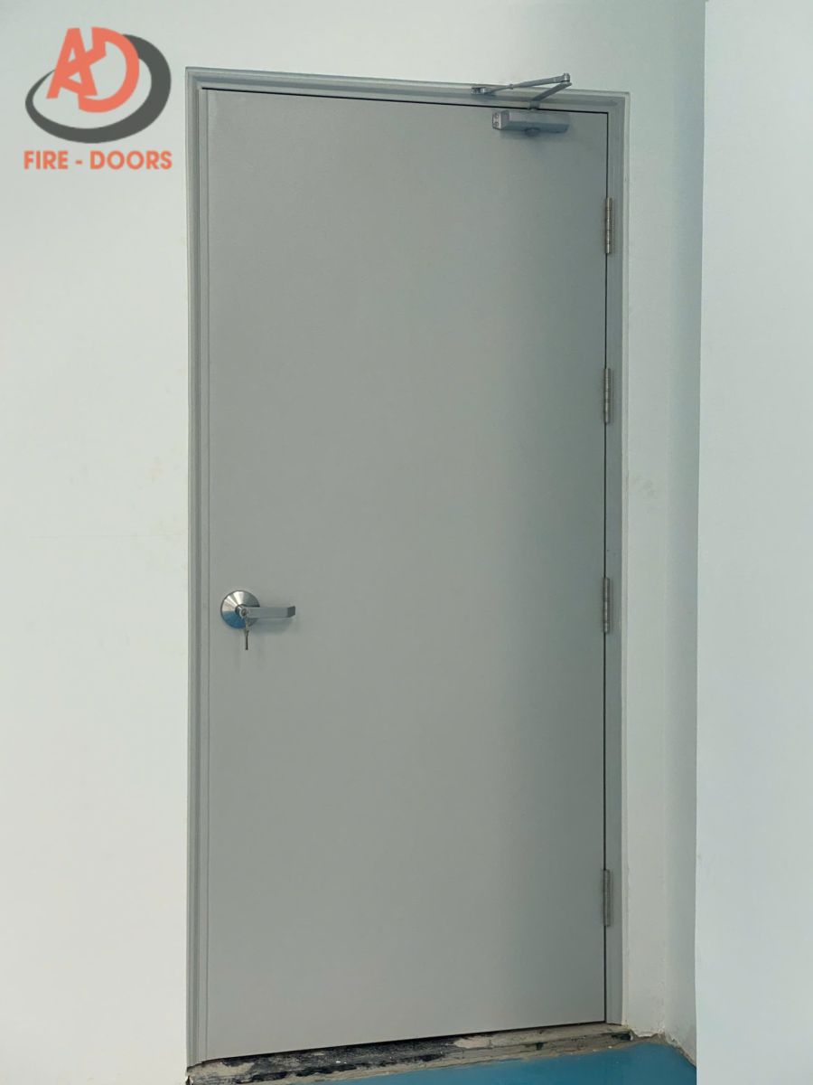 Thi công cửa thép chống cháy thẩm mỹ, hiện đại tại Phú Quốc - Kiên Giang